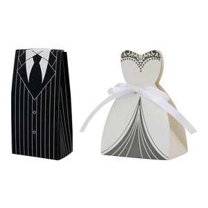 Boîte cadeau de mariage occidentale en papier avec motif de costumes de marié et mariée et nœud en ruban - Product Image 4