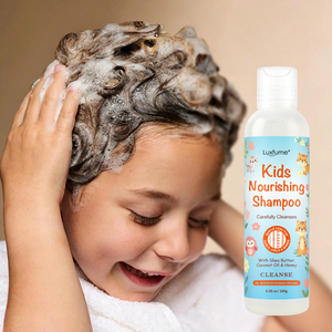 <span class=keywords><strong>Shampoo</strong></span> Delicato per Bambini con Logo Personalizzato, Idratante e Districante, Senza Lacrime, per Cuoio Capelluto <span class=keywords><strong>Sensibile</strong></span> - Product Image 1