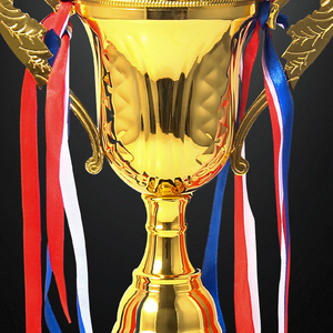Trofeos <span class=keywords><strong>baratos</strong></span> <span class=keywords><strong>de</strong></span> estilo CORONA <span class=keywords><strong>DE</strong></span> Europa con forma única, medallas y trofeos <span class=keywords><strong>de</strong></span> fútbol <span class=keywords><strong>de</strong></span> baloncesto <span class=keywords><strong>de</strong></span> críquet, trofeo <span class=keywords><strong>de</strong></span> premio deportivo promocional - Product Image 2