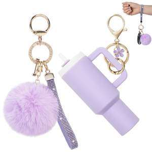 พวงกุญแจถ้วยมินิทัมเบลอร์ขนาดเล็กพวงกุญแจที่ใส่ชาสติ๊กสำหรับผู้หญิงกระเป๋ากระเป๋ากระเป๋ากระเป๋าเป้สะพายหลังกระเป๋าถือ - Product Image 6