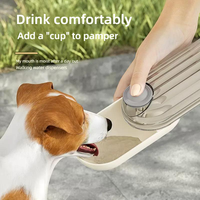 Bouteille d'eau portable pour animaux de compagnie avec distributeur 380ML Tasse de voyage pour animaux de compagnie Distributeur d'eau pour chien et chat Conception pliable à deux mains Boisson en plein air