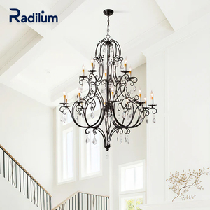 क्रिस्टल बूंदों के साथ चंडेलियर-तैयार लोहे के स्क्रॉलवर्क, ग्रैंड फोयर के लिए मोमबत्ती शैली, भोजन, सीढ़ी, प्रवेश - Product Image 1