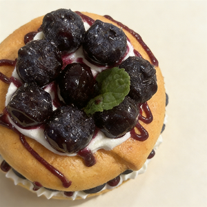 Blueberry <b>Cream</b> Bagel Model 9cm Plastic Artificial Eco-Friendly Breakfast Sandwich <b>Cream</b> Decorative Prop Cafe <b>Window</b> Display - Product Image 4