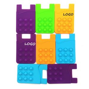 Étui de téléphone en silicone avec logo personnalisé, adhérent et antidérapant, avec ventouse, portefeuille de téléphone à bulles, support de téléphone à ventouse latérale - Product Image 1