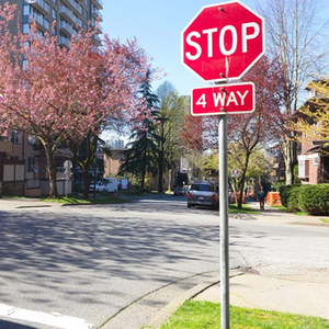 Señales de Tráfico Reflectantes de Aluminio, Resistentes a la Intemperie y a los Rayos UV, Libres de Óxido, con Símbolo de Prohibido Giro en U, Señales de Parada - Product Image 1