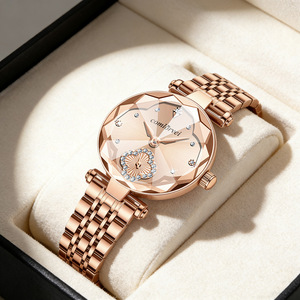 Nuevo Reloj de Cuarzo para Mujer con Incrustaciones de Diamantes, Esfera con Agujas de Acero Inoxidable en Oro Rosa, Diseño Moderno, Ligero y Lujoso, Resistente al Agua 30M - Product Image 4