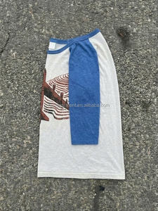 Chemise longue en gros pour homme, style vintage, personnalisable avec logo imprimé DTG, en coton - Product Image 3