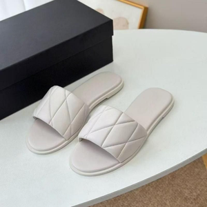 Sandales plates en cuir pour femmes, style créateur 2026, de haute qualité, motif losanges, pour l'extérieur et la plage - Product Image 2