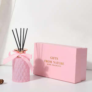 Ambientador Natural para el Hogar con Aceites Esenciales, Difusor de Fragancia con Varillas, Florero de Cerámica y Vidrio de Lujo con Empaque y Logotipo Personalizados - Product Image 5