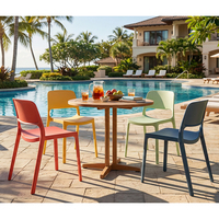 Chaise de salle à manger décontractée au design moderne, chaise en plastique pour la maison et l'hôtel, pour la cuisine, les écoles, les appartements, le jardin extérieur