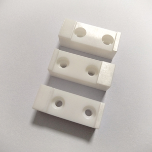 Op Maat Gemaakte Gepolijste Witte Harde Sterke Structurele Onderdelen Zirkoniumoxide Keramisch Zirkoniumoxide Blok - Product Image 3