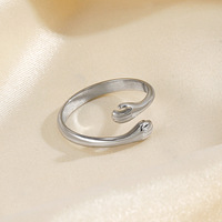 Bague minimaliste tendance en acier inoxydable, style européen et américain, design personnalisé, polyvalente et à la mode