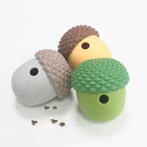 Nuovo lancio Pinecone dado Design Puzzle di addestramento in Silicone cane giocattolo da masticare senza perdite palla di cibo per animali domestici materiale in gomma resistente - Product Image 1