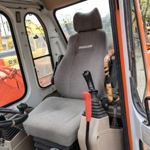 รถขุดตีนตะขาบ Doosan DX150W มือสอง รุ่น DH60/DH150/DH220/DX225/DX300/DX420 บุ้งกี๋ขนาด 0.75 ลบ.ม. ประสิทธิภาพสูง ราคาถูก - Product Image 2