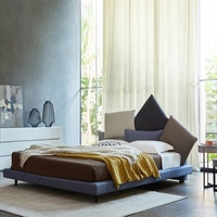 Modernes Queen-Stoffbett mit Massivholzrahmen und weichem Bettdesign – Apartment-Schlafzimmermöbel im Sonderangebot