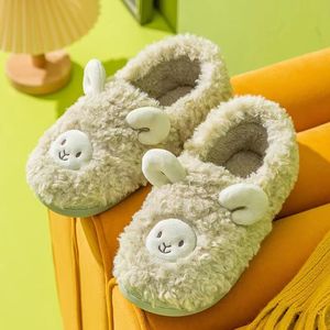 Pantoufles personnalisées en coton Filles et garçons Couple Hiver Intérieur de la maison Fond souple Pantoufles en coton pelucheux Pantoufles pelucheuses - Product Image 6