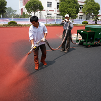 Pulvérisateur de traitement de surface pour pistes d'atterrissage, pour revêtements en granulés de PU et de caoutchouc, avec châssis mobile