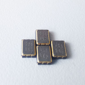 Oscillatore a cristallo differenziale XJETech DXO-2520 20MHz a basso jitter, tensione di alimentazione 2.5V, basso consumo energetico, -55°C - 125°C - Product Image 2