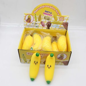 Juguetes elásticos realistas de TPR con relleno de harina y arena, en forma de berenjena, chile, pepino, plátano y zanahoria, para aliviar el estrés. - Product Image 2
