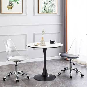 Silla de Comedor Giratoria de Diseño Nórdico con Base de Metal Tulip, Asiento Acolchado de Plástico PP y Ruedas - Product Image 3