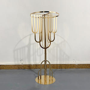 Grandes fleurs artificielles LANJO dorées sur un grand support en métal doré, décorations de table rectangulaires pour mariage. - Product Image 5