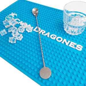 Tapete de barra de PVC y silicona personalizado con marca, alfombrilla de goma para pub, protector contra derrames, tapete para riel de cerveza, bandeja de goteo, tapete de servicio antideslizante para bares - Product Image 5