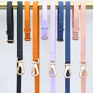 Set di <span class=keywords><strong>Collare</strong></span> e Guinzaglio per Cani all'Ingrosso in Morbido PVC Impermeabile <span class=keywords><strong>con</strong></span> Fibbia, Targhetta e Regolazione, Articolo di Lusso alla Moda - Product Image 1