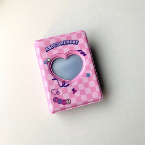 Mini Album Fotografico Ecologico in Silicone PVC con Logo Personalizzato, Portachiavi per Photocard Kpop da 2/3 Pollici a Forma di <span class=keywords><strong>Cuore</strong></span> Cavo - Product Image 4