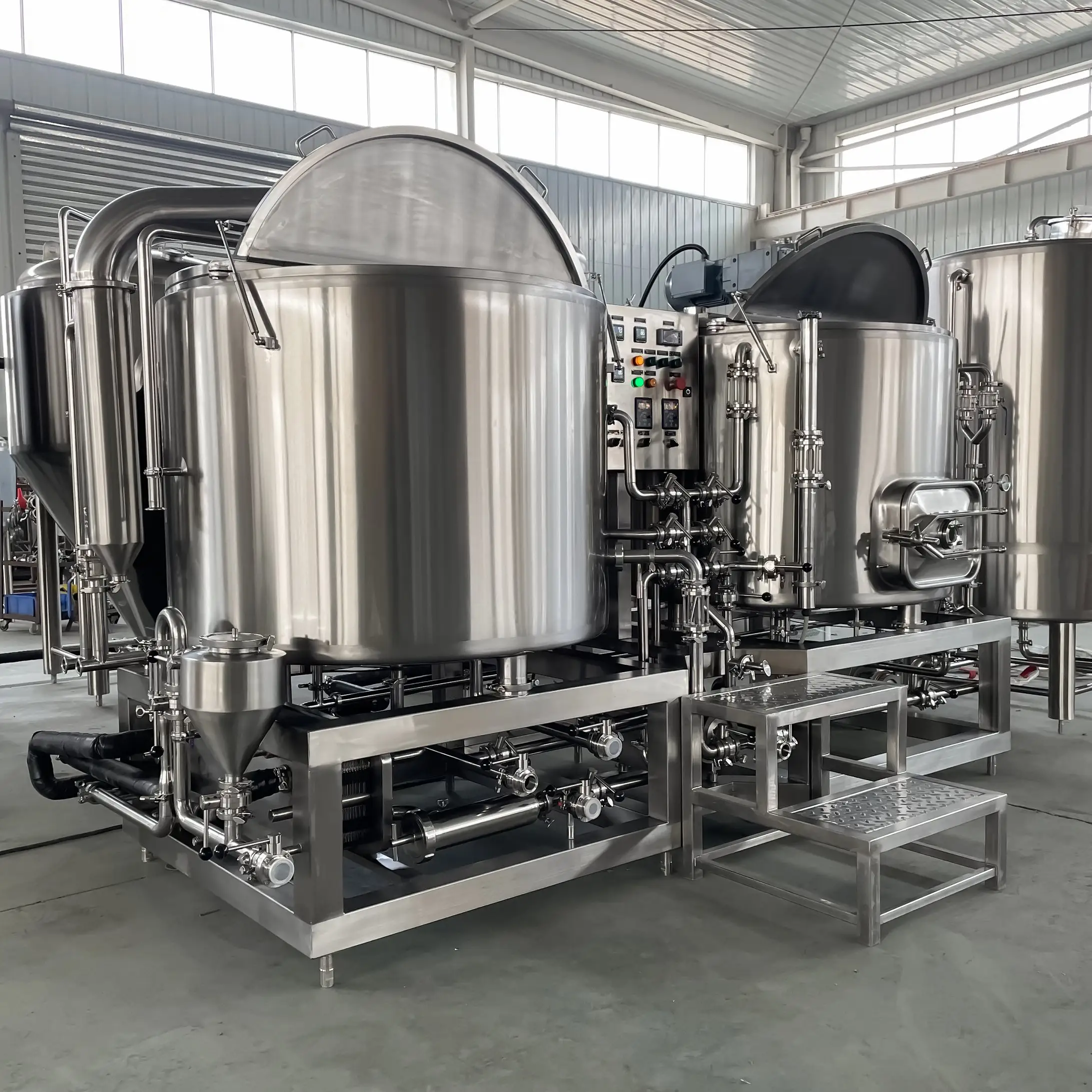 醸造所3.5bblクラフトビール設備醸造所醸造ビールシステム/中国ビール製造ライン3.5bbl醸造設備
