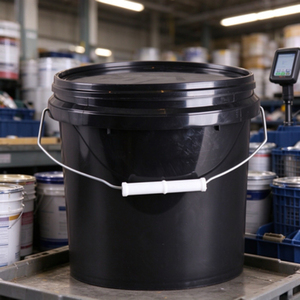 Plastic Pail <b>with</b> <b>Metal</b> Handle and <b>Lid</b> Round Plastic <b>Bucket</b> for Paint Coating Chemical Storage Packaging - Product Image 6