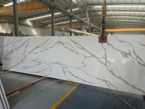 แผ่นหินควอตซ์ Calacatta Gold คุณภาพเยี่ยม หนา 20 มม. ขนาด 3200x1600 มม. สำหรับใช้ในครัว วัสดุควอตซ์สังเคราะห์ - Product Image 4