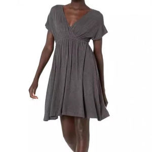 Robe mi-longue ample en viscose pour femme, plissée, col en V, confortable, sexy <span class=keywords><strong>et</strong></span> décontractée, idéale pour <span class=keywords><strong>les</strong></span> banquets <span class=keywords><strong>et</strong></span> le quotidien – Collection Automne - Product Image 3