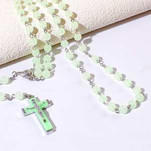 <span class=keywords><strong>Rosario</strong></span> croce <span class=keywords><strong>luce</strong></span> notturna fabbrica all'ingrosso acrilico luminoso perline 8mm croce <span class=keywords><strong>rosario</strong></span> cattolico - Product Image 3