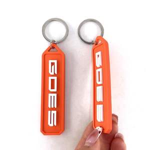 Porte-clés en caoutchouc PVC rectangulaire promotionnel, porte-clés en silicone souple de style sportif, porte-clés en PVC personnalisé avec lettre, voiture sur le dessus - Product Image 2