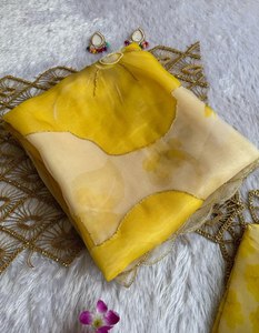Saree original à impression numérique en pur lin avec chemisier moderne pour la fête - Product Image 2