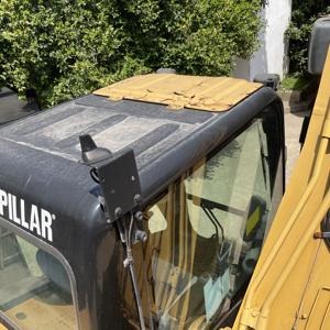 รถขุดมือสองใช้323D หนอนผีเสื้อ - Product Image 5