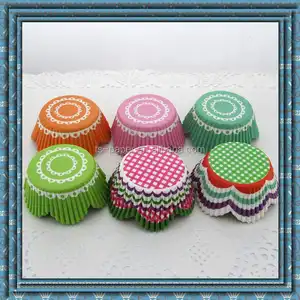 100pcs Baking Mold Round Snow Melanie Base Cupcake Base Color Printed Cake Cupcake Paper Holder