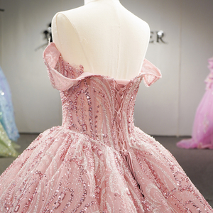 6948 Vestido de Quinceañera Rosa Brillante con Lentejuelas, Hombros Descubiertos y Cola - Product Image 6