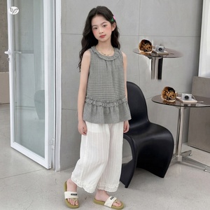 Ropa de Verano para Niñas Grandes, Camisa sin Mangas a Cuadros, Chaleco, Pantalones <span class=keywords><strong>Capri</strong></span> de Pierna Ancha con Encaje para Niñas Mayores - Product Image 4