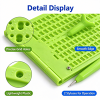 Tableau d'écriture braille en plastique, style ondulé, 9 lignes, 30 cellules, personnalisable, avec 2 stylets pour l'éducation