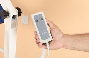 Sollevatore Elettrico Pieghevole Portatile per Trasferimento Pazienti, Attrezzatura per Terapia Riabilitativa e Assistenza Domiciliare per Anziani e Disabili - Product Image 3