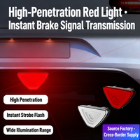 Feu Stop Triangulaire Stroboscopique Universel LED Style F1 CARFU avec Support Métallique 12V – Feu Arrière de Signalisation et Antibrouillard