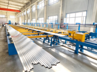 Table de refroidissement pour extrusion d'aluminium 1000T 45KW 380V, Ligne de convoyage PLC avec table de déroulage et tireur de platine