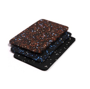 <span class=keywords><strong>Tapis</strong></span> <span class=keywords><strong>de</strong></span> jambe <span class=keywords><strong>de</strong></span> force <span class=keywords><strong>carré</strong></span> en caoutchouc noir personnalisé avec absorption des chocs tampon en caoutchouc anti-vibration <span class=keywords><strong>tapis</strong></span> <span class=keywords><strong>de</strong></span> sol en caoutchouc EPDM pour <span class=keywords><strong>gym</strong></span> - Product Image 1