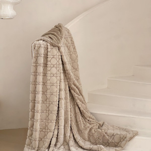 Manta de Invierno de Lujo Ligera de Alta Gama, de Terciopelo de Visón, Lavable a Máquina, Individual, para Viaje, para Mujer - Product Image 4