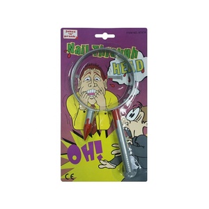 Jokez 'n' Prank - Jouet de farce en plastique 'Clou traversant la tête' avec loupe et effet sang artificiel, certifié CE 8747A - Product Image 4