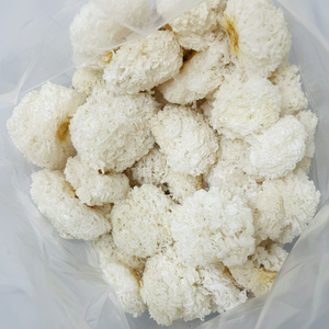 Ingrédient naturel de champignon de neige séchée du Vietnam pour la gelée de soupe sucrée et l'usine en gros de recettes de dessert de restaurant - Product Image 1