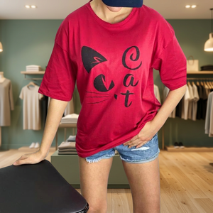 T-shirt décontracté pour femme avec imprimé chat - 100% coton respirant rouge - Product Image 2