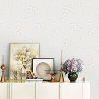 Stiker Dinding 3D Motif Bunga Timbul Perekat Sendiri Tebal Gaya Eropa untuk Furnitur Hotel Latar Belakang PVC Dekorasi Rumah Wallpaper Roll
