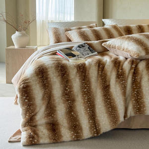 Ensemble de literie de luxe en fourrure de vison épaisse, 4 pièces, housse de <span class=keywords><strong>couette</strong></span> à rayures imitation fourrure de <span class=keywords><strong>cerf</strong></span> - Product Image 4